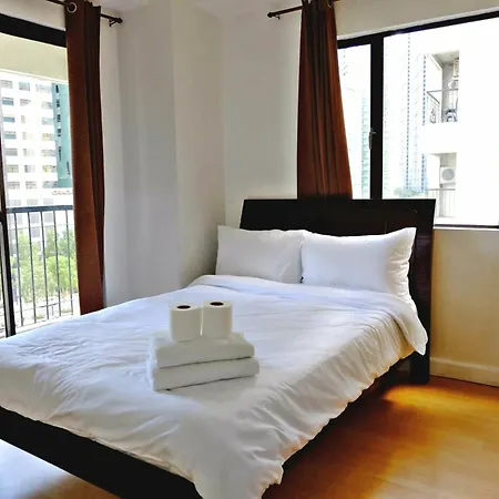 Forbeswood Heights 2Br By Stays Ph